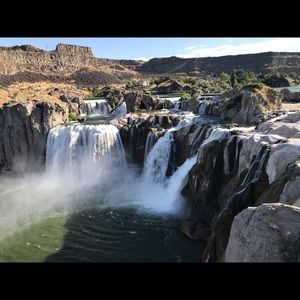 Meet your Posher, Clarita